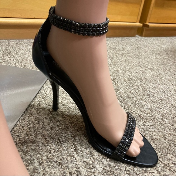 🆕 NWOT ‘Wild Diva’ size 9 Evening 
sandals. Jeweled ankle strap Black. 4 in heel - Picture 4 of 10